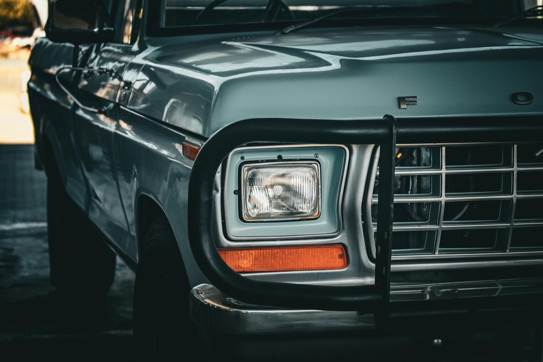 Ford Ranger truck front grille